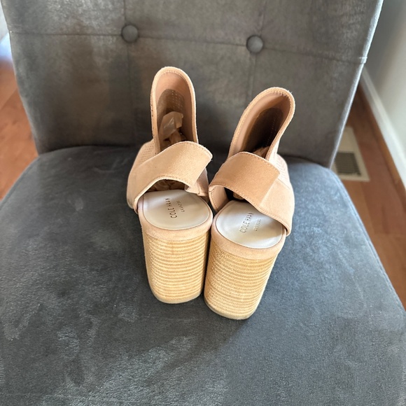 Women’s Cole Haan Callista Peep Toe Sling Back Tan Suede Bootie Shoes Sz 8M - Picture 4 of 7